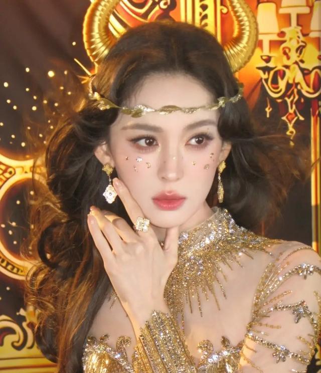 娜扎硬控姆妈一又友圈 母女同框好意思如画