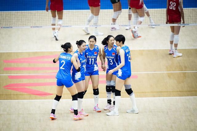 中国女排重回亚洲第一在望！逆转波兰 9.51分，第1周亏0.41分