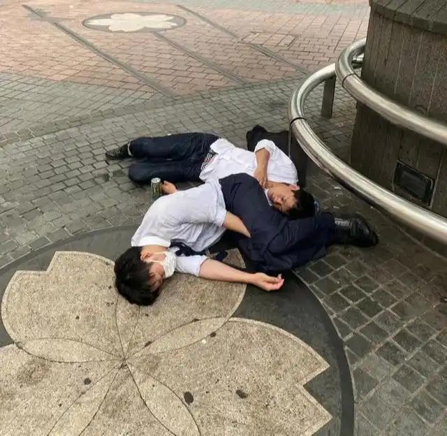 男子在香港酒吧看世界杯醉酒后遭性侵 连环案件曝光