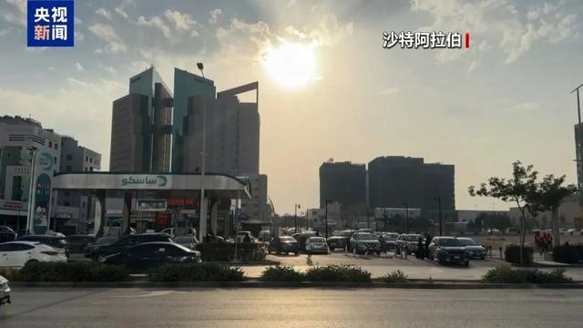 沙特将大幅下调亚洲客户原油售价 争夺市场份额