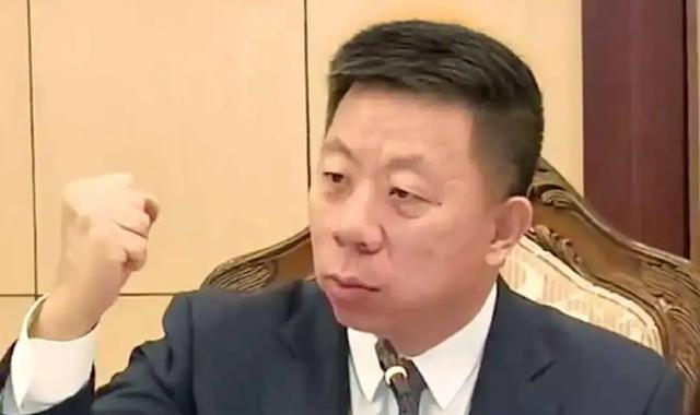 中国大使直斥菲防长意图险恶 强硬回应引发关注