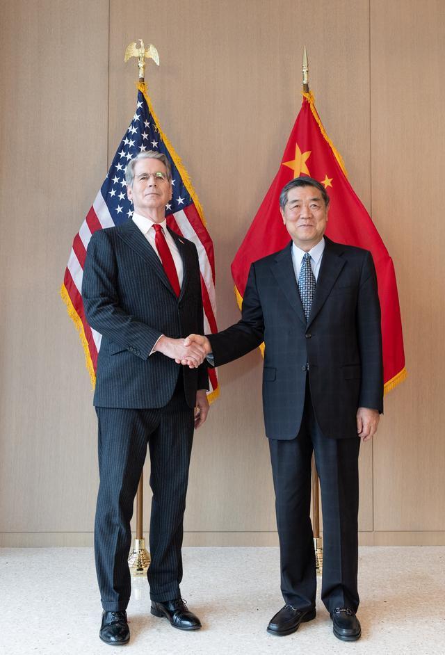 中美经贸磋商在美国纽约举行