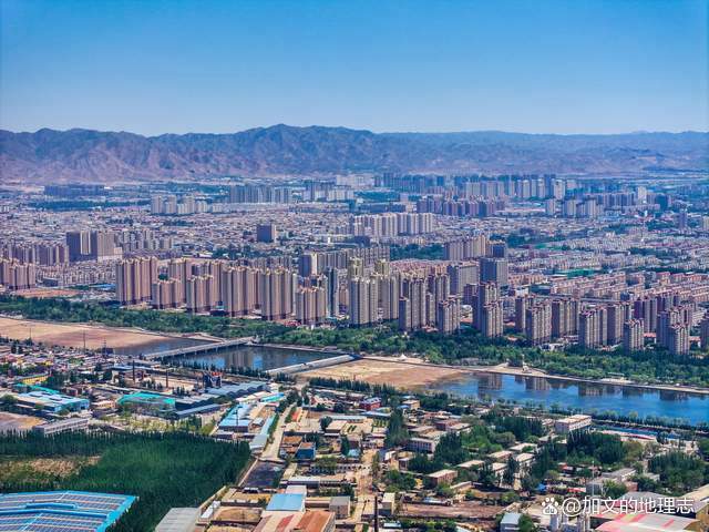 15.66万年轻人为什么选择呼和浩特 历史与现代交融之地