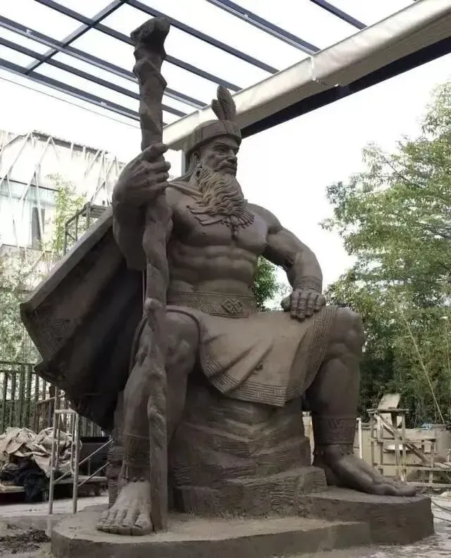 在金属与纸墨间探寻生命与空间的张力——石向东在雕塑与水墨之间寻找平衡的支点