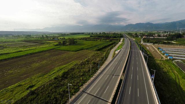 “十四五”陕西交通建设以西安为中心的“米”字型高速铁路网