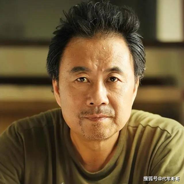 原来他早已离世！演了一辈子大佐，一家人定居日本，67岁魂断异国