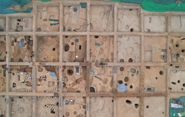 鄭州商城遺址發現商代中期貴族墓葬區
