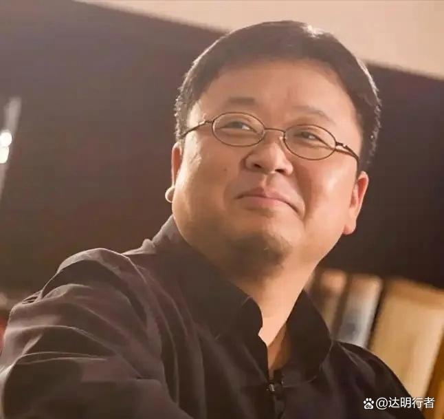 罗永浩点赞高端酒店派人把外卖送上楼 细节服务温暖人心