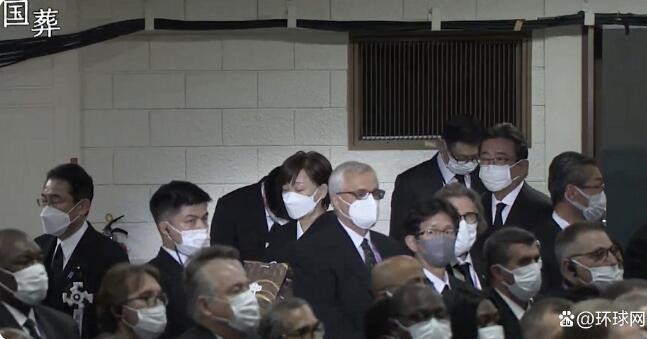 安倍国葬今举行 东京部署上万警力 安倍夫人携骨灰走进日本武道馆