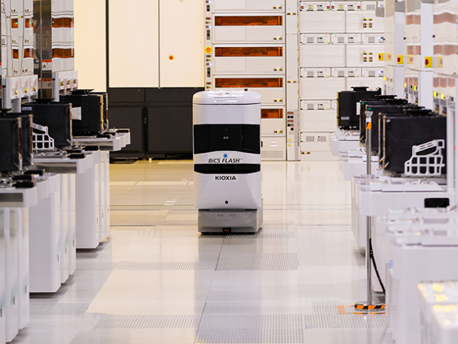 铠侠 2026 财年第一财季营收 3428 亿日元,同比下滑 20%、环比下滑 1%