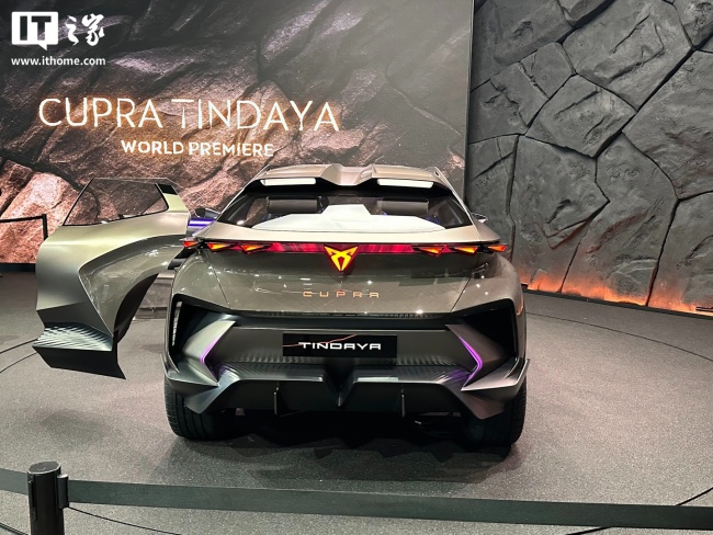 西雅特 Cupra 发布 Tindaya 概念车：对开门设计，外观犀利