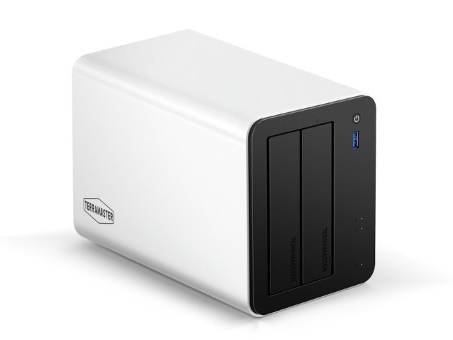 铁威马推出 F2-425 Plus 混合 NAS：2+3 盘位，双 5GbE 网络