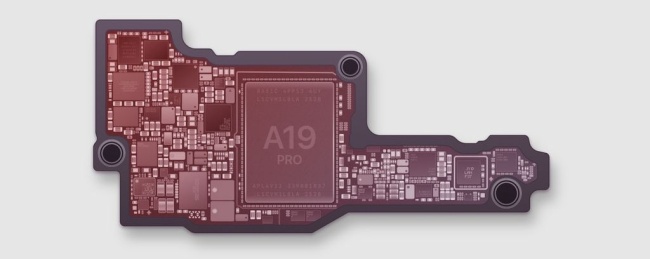 打磨近 3000 个图层：设计师推苹果 iPhone 17 Pro / Max 全新“透视”壁纸，9 种色调