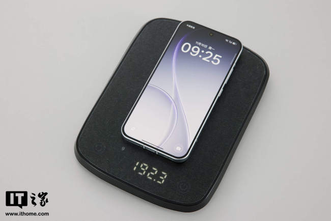 OPPO Reno 15c 手机参数曝光,亮点十足