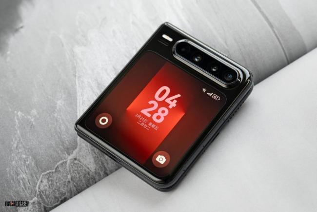  华为刚曝光的新机，啥都好，就是有点贵 