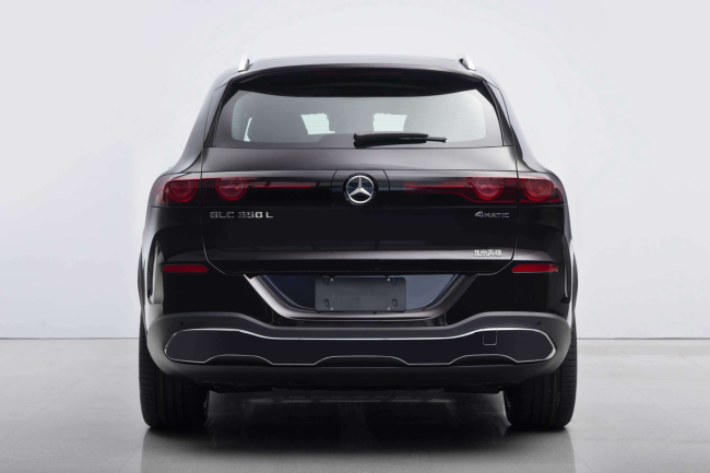 北京奔驰全新纯电 GLC 申报:大尺寸盾形格栅吸睛,国产专属加长轴距