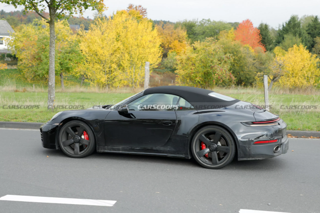 保时捷新“西装暴徒”:911 Turbo Touring 敞篷超跑曝光,701 马力、0-96 公里 / 小时加速约 2.5 秒