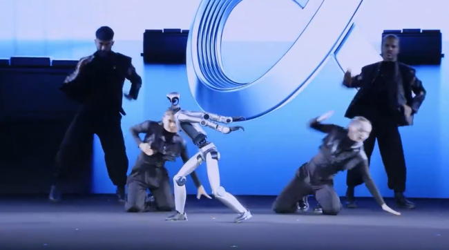 荣耀首款人形机器人荣耀 ROBOT 热舞视频发布,上演太空步