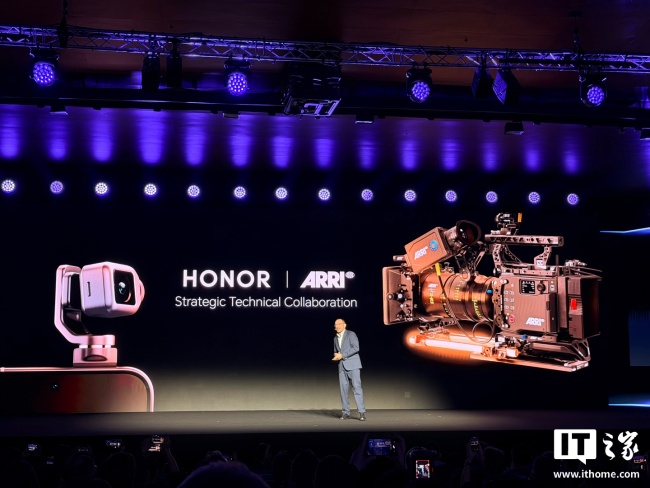 荣耀罗巍谈和 ARRI 技术合作:准备把这独一无二的电影感塞进可折叠机械臂云台里