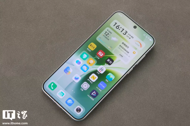 vivo X300s 手机维修备件价格公布：主板 2680 元起，电池 199 元