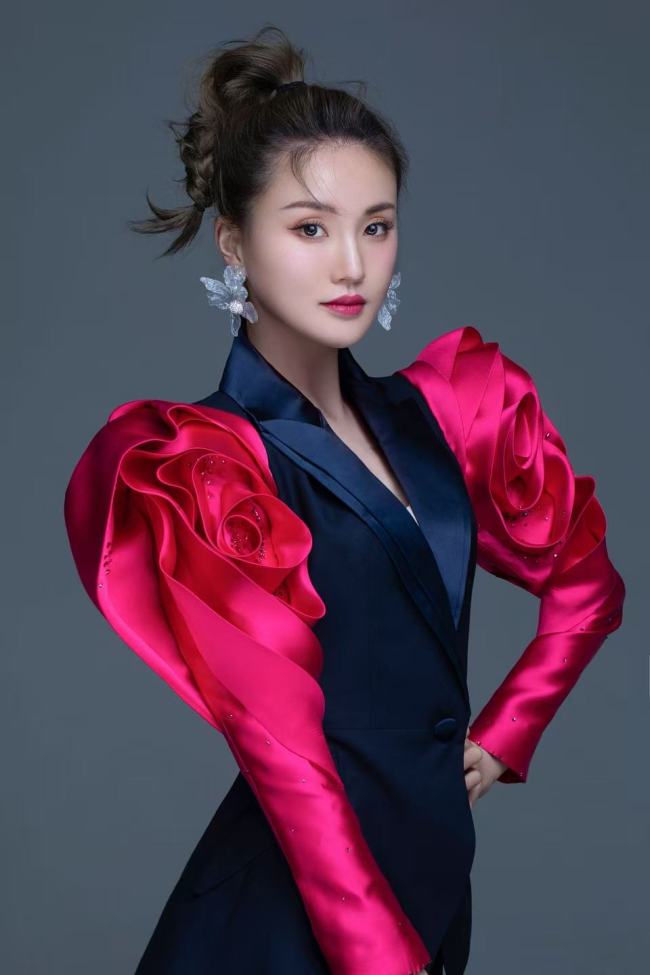 非常星发布 陈沛沛演唱《在那东山顶上》