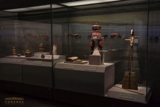 内蒙古240多件套精品文物在国博亮相