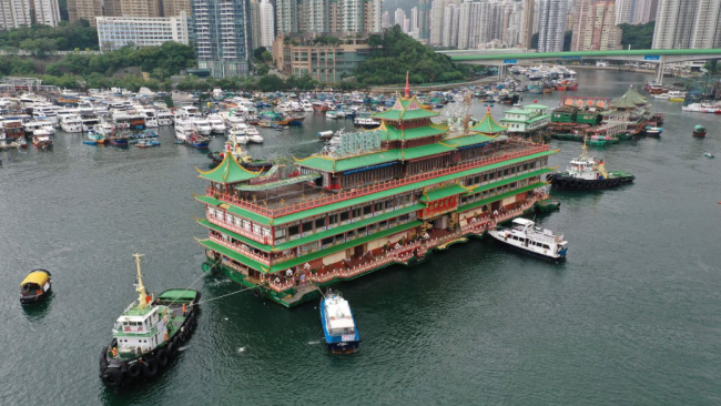 别了，珍宝海鲜舫，承载香港记忆的“沧桑美人”