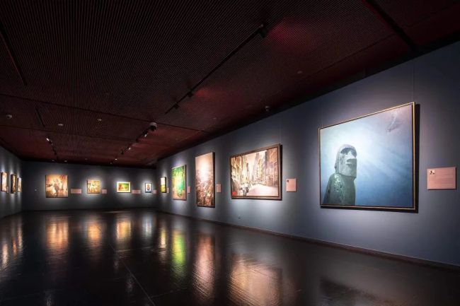 《宽阔的现实主义：中国与西班牙当代油画展》亮相国家大剧院