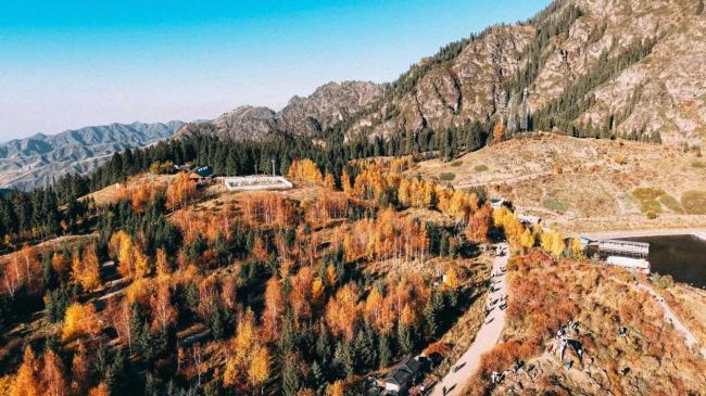 艺术扎根生活 笔墨讴歌时代:走遍中国——中国文促会美术家写生创作行动新疆段圆满收官