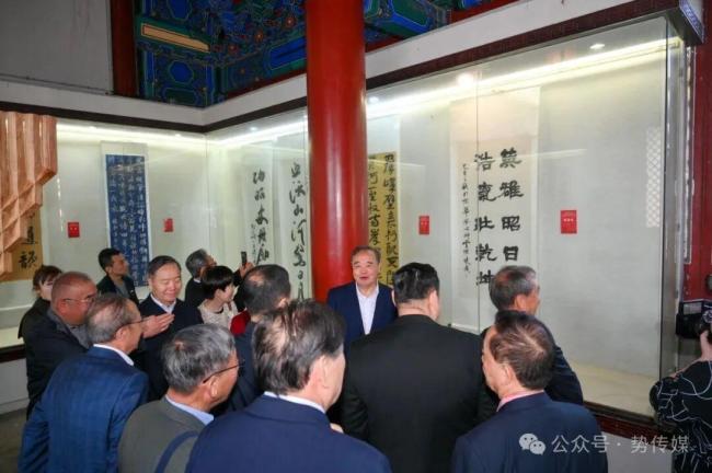 第五届海峡两岸（台儿庄）名乡信画展在山东开幕——以翰墨图画缅念念抗战到手80周年 促两岸文化交流