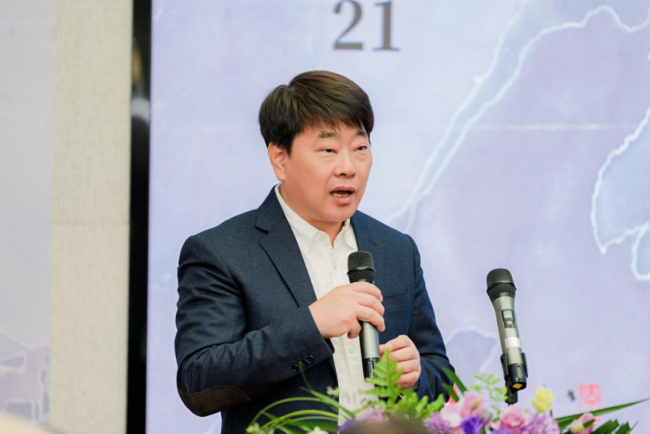 郑欣淼：祝福艺术家创作出立于世界民族之林的力作  ----“澄怀味象——邢斯恬作品展”在北京开幕