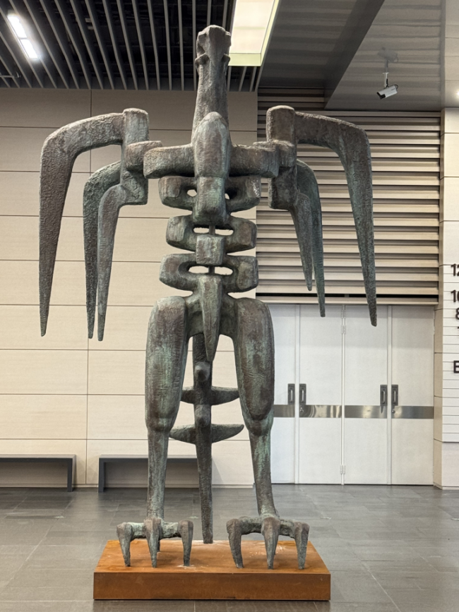 天地精神 东谈主间雕琢 ——曾成钢谈“天地间·曾成钢雕琢作品展”