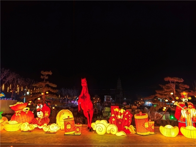 宋韵润临城 文脉耀新春 临城普利塔下过大年文旅盛宴惊艳绽放