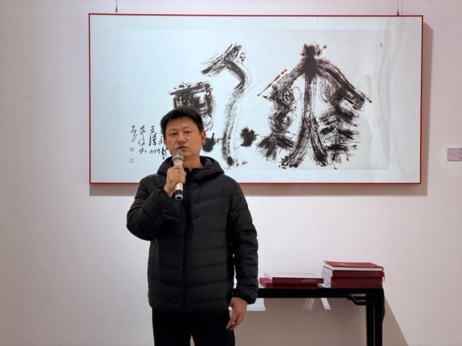 正书之道——王清州书法展在北京798情修艺术空间开幕