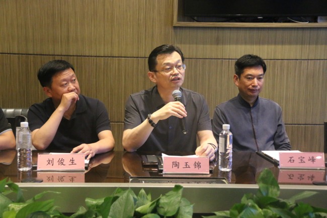 全球人文论坛中原交流会在郑州举行