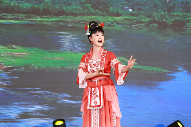 “九九重阳・快乐生活”第八届重阳节公益晚会在京举办