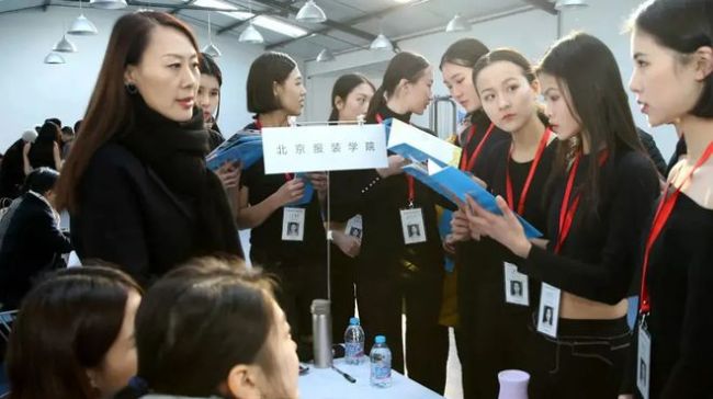 普通人“供不起”的专业，学费叫人高不可攀