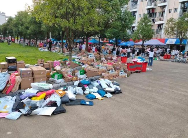 大一新生该不该一个人去大学？辅导员回应