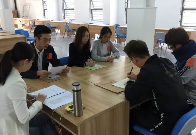 大学生如何快速“晋升”，张雪峰只讲一次