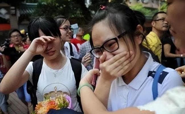 632分湖北高考生选物理没选化学，竟没有专业可报？