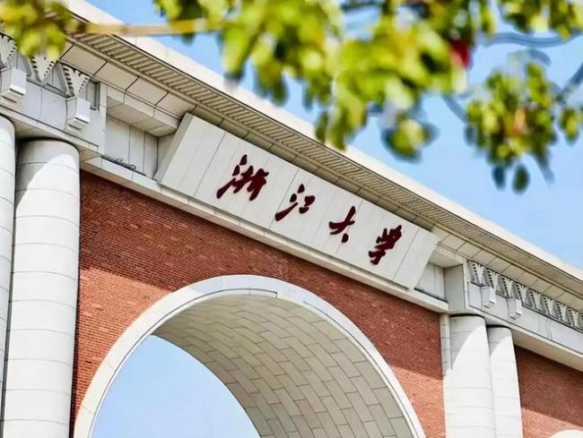 名校生身上若有这“两个特质”，他们的就业，注定比普本生更难！