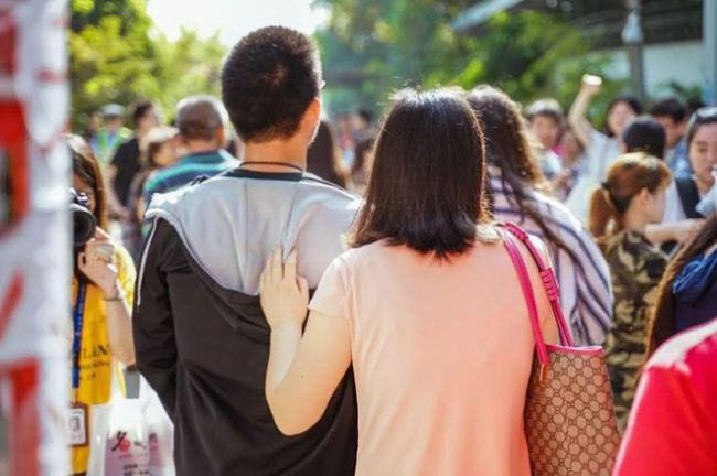 2025高中文理赋分后，文科生和理科生的差距不是一般大