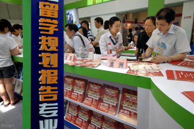 高考录取近尾声，一些院校乱招留学生，13所境外高校如何挖坑？