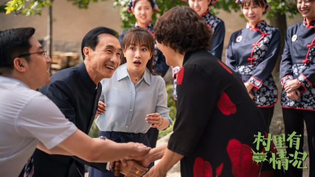 《村里有情况》定档3月6日 潘阳携巩汉林一家谱写新农村致富经