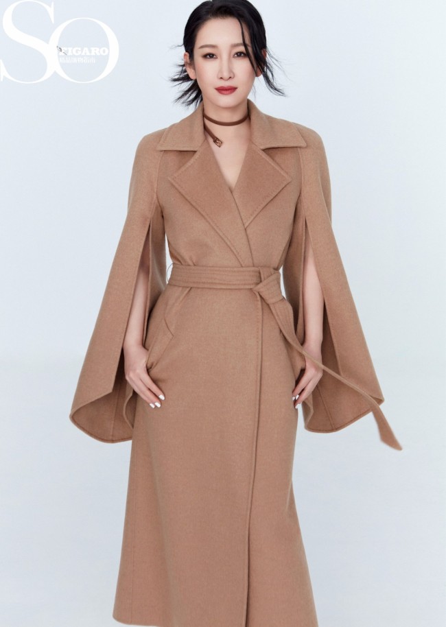 秦海璐最新杂志大片曝光 质感十足