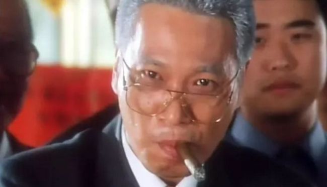 周星驰悼念吴孟达 昔日黄金搭档：非常难过悲痛 不舍得