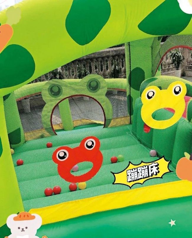 郭富城晒豪宅内景一个沙发40万 老婆却坐经济舱