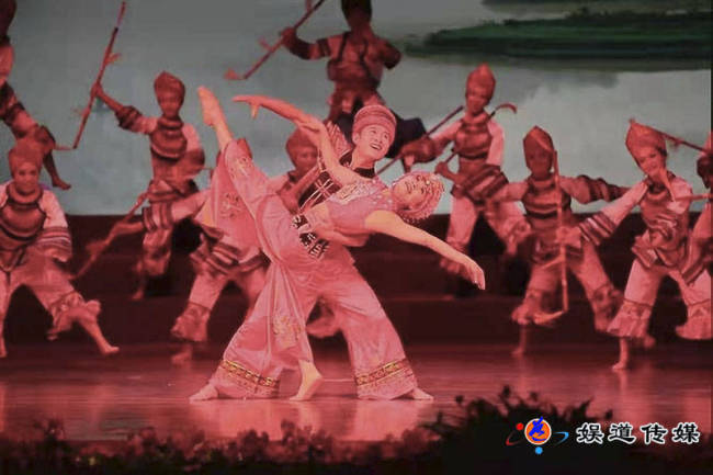 著名舞蹈家夏冰：《妹娃要过河》用舞蹈弘扬民族精神