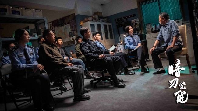 网剧《暗刃觉醒》今日热血开播 暗流涌动的阴谋逐渐被揭开