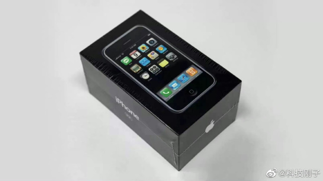 酷！未拆封初代iPhone拍出6.3万美元